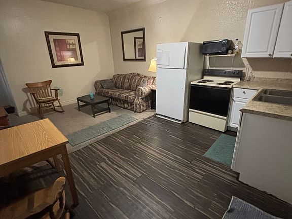 5th image of 270 1st St