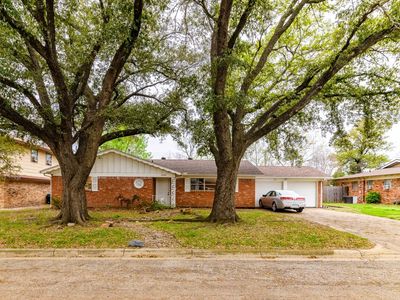 6808 Martha Ln, Fort Worth, TX, 76112