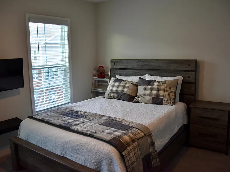 614 Gateway Crossing Ln — Photo 12
