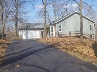 2604 S Justen Rd, McHenry, IL 60050