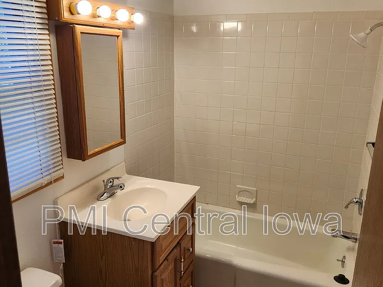 6615 Washington Ave — Photo 14