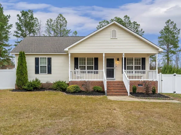 595 Lockwood Dr, Clayton, NC 27527