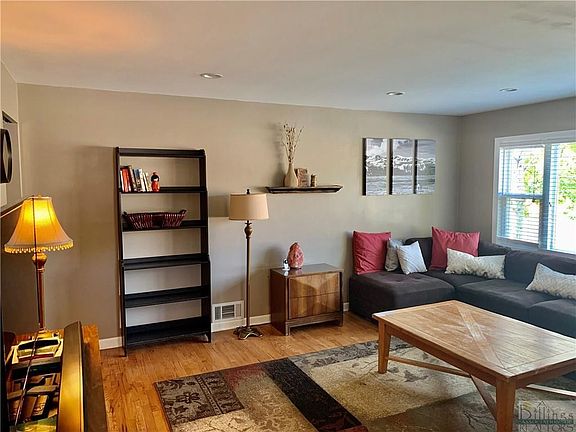 4th image of 407 Nelson Dr