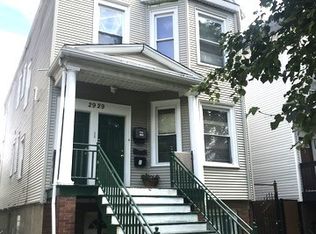 2929 N Springfield Ave, Chicago, IL 60618