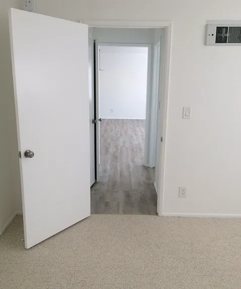 1810 Prosser Ave — Photo 14