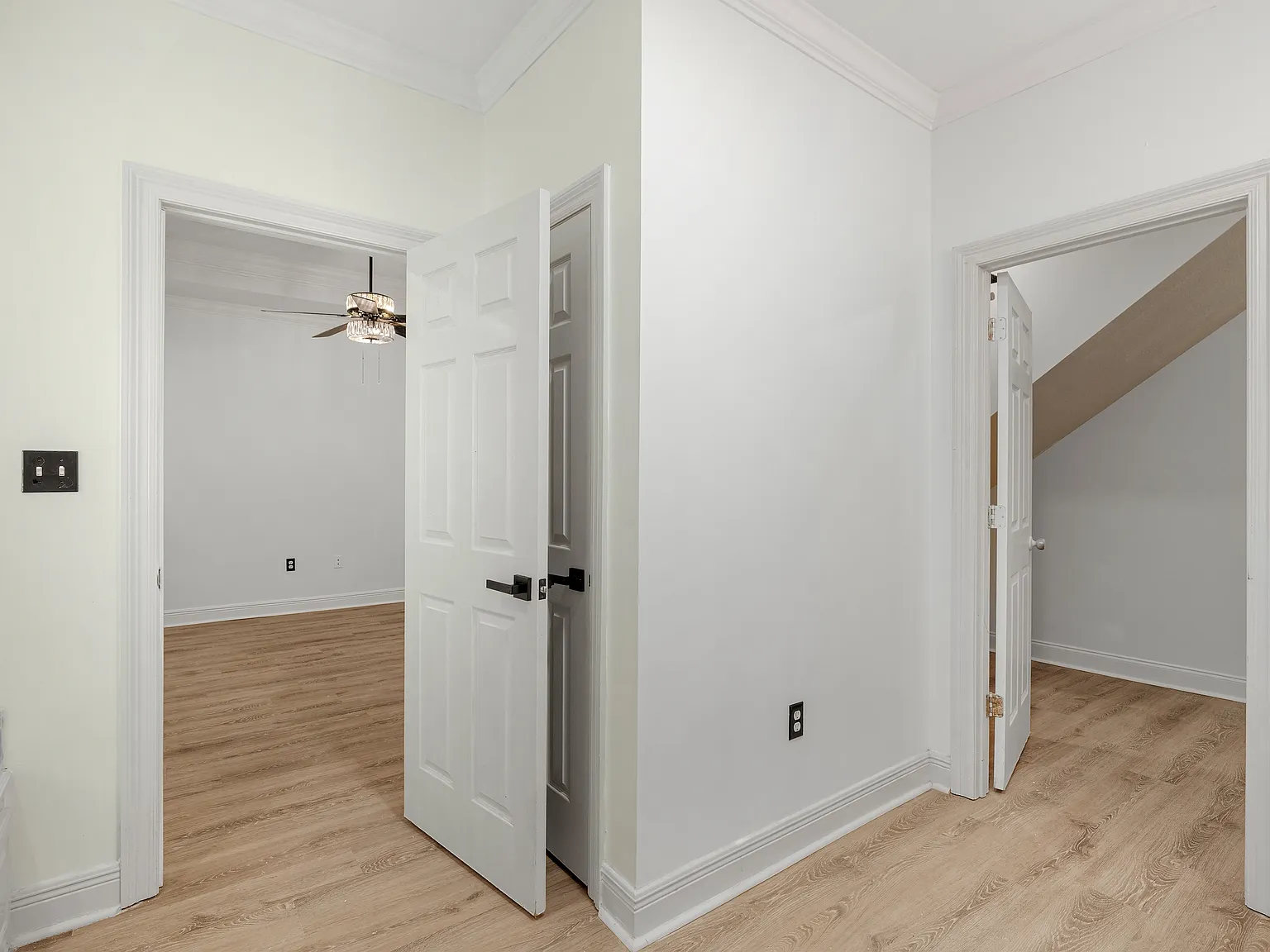 4 bed, 2316 sqft, $2,300 — Photo 4