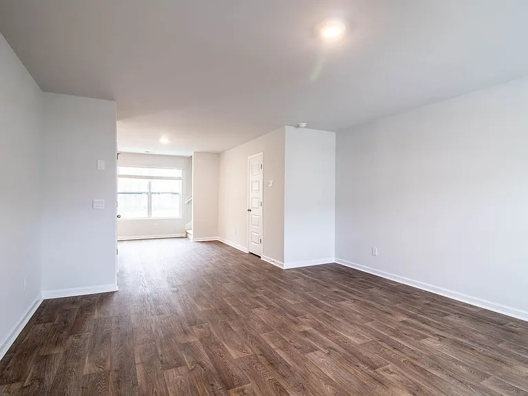 495 Coconut Dr — Photo 5