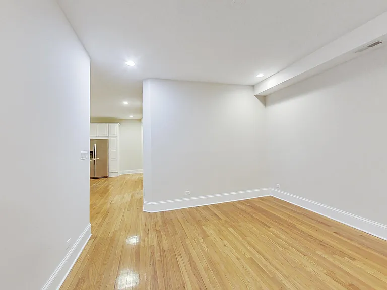 2621 W Leland Ave #1 — Photo 12