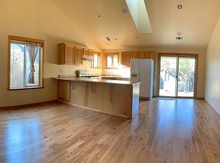 183 Max Loop, Talent, OR 97540