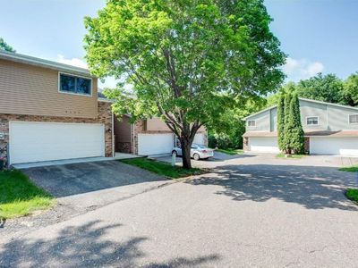 18369 Creeks Bend Dr, Minnetonka, MN, 55345