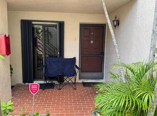 20210 NE 3rd Ct APT 7, Miami, FL 33179
