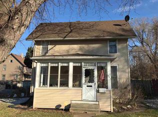 421 N Longwood St, Rockford, IL 61107