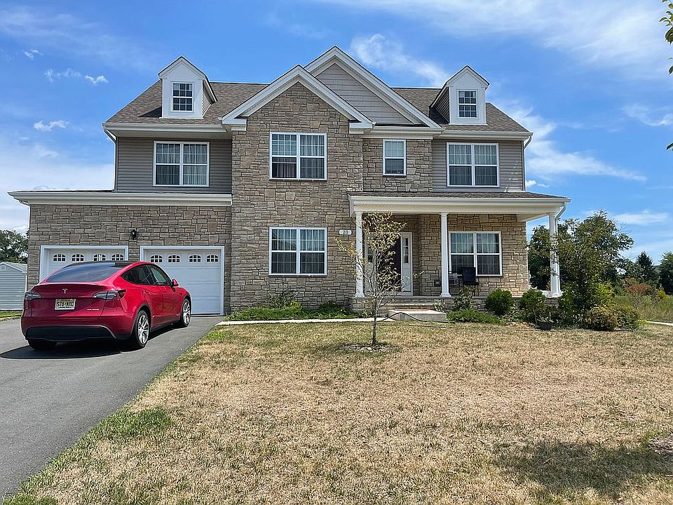2nd image of 20 Hunt Rd