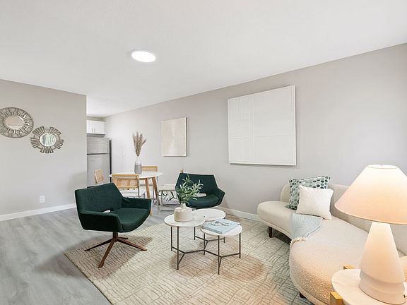 4th image of 501 SE 23rd St #4