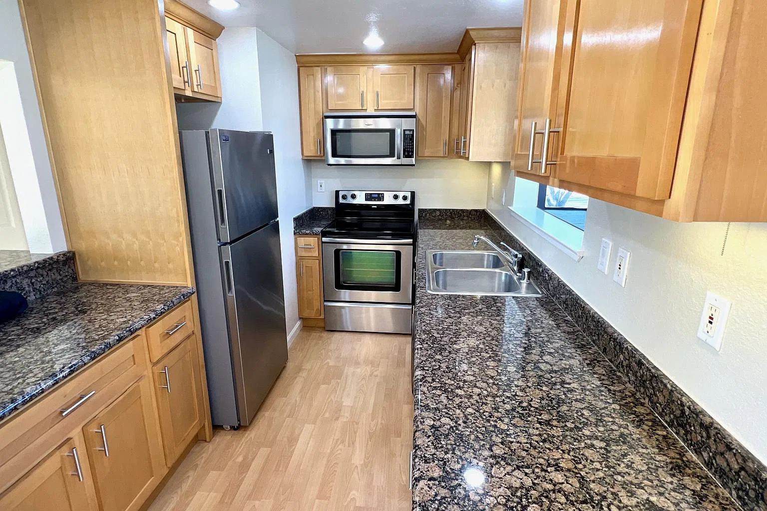 1 bed, 611 sqft, $1,950 — Photo 1