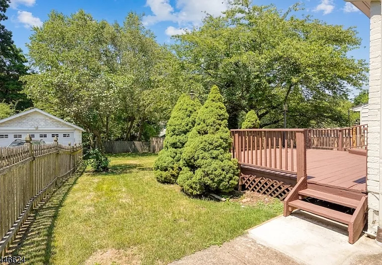 58 S Prospect St — Photo 22