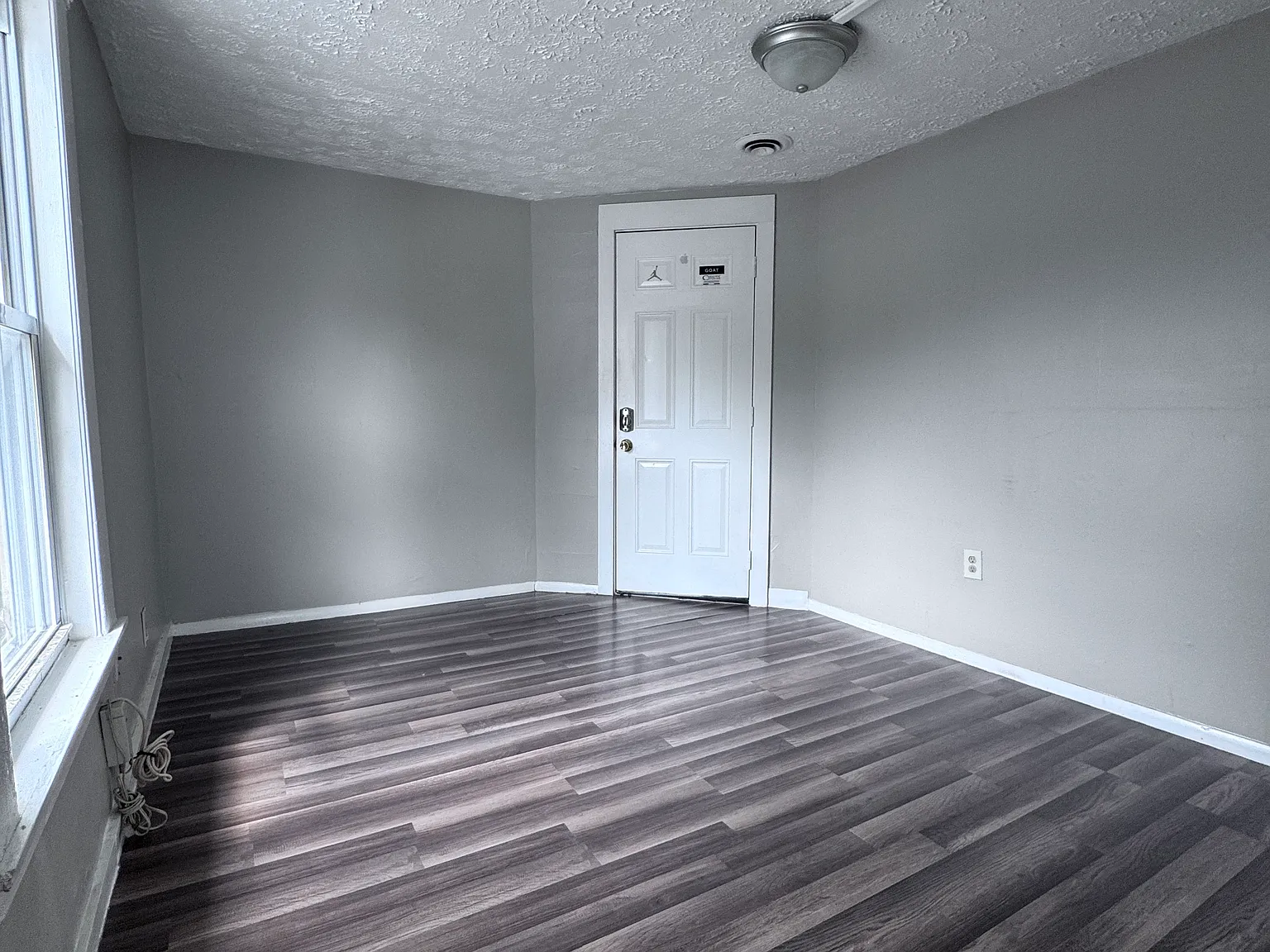 40 Amherst St — Photo 4