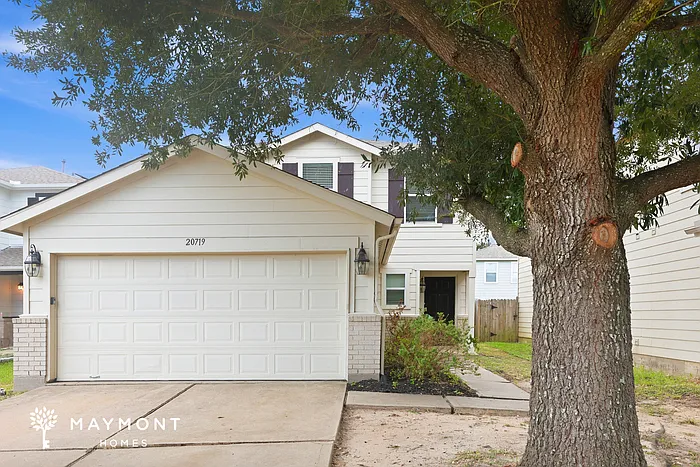 3 bed, 2.5 bath, 1885 sqft, $2,170 — Photo 1