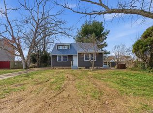 45 Meadowbrook Drive, Brentwood, NY