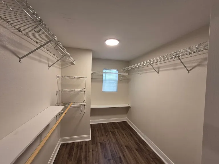 12634 Carriage Blvd — Photo 24