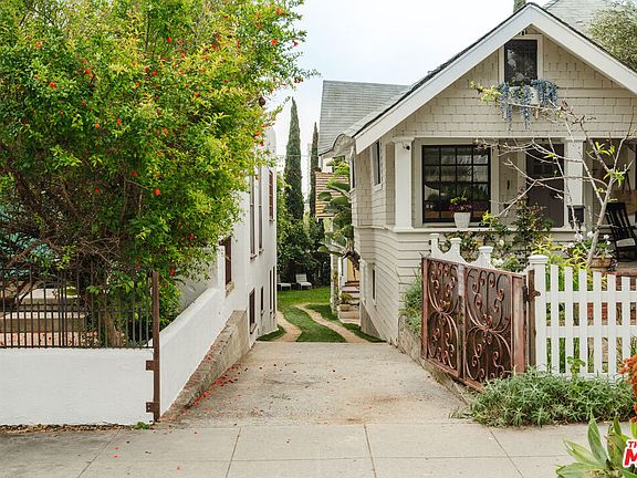 2nd image of 2116 3rd St