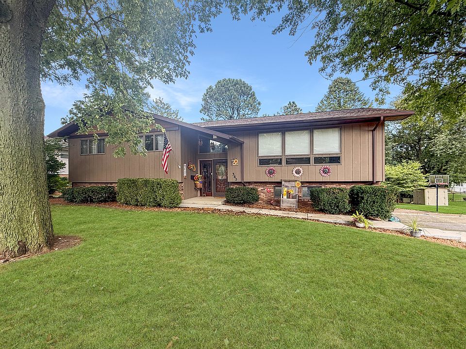 1st image of 365 Highland Dr