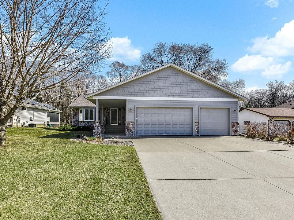 1st image of 3590 Searle Ct