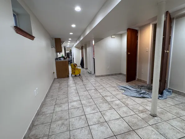 6039 75th Ave #B, Ridgewood, NY 11385