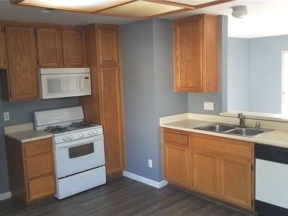 2nd image of 1365 Crafton Ave APT 2088