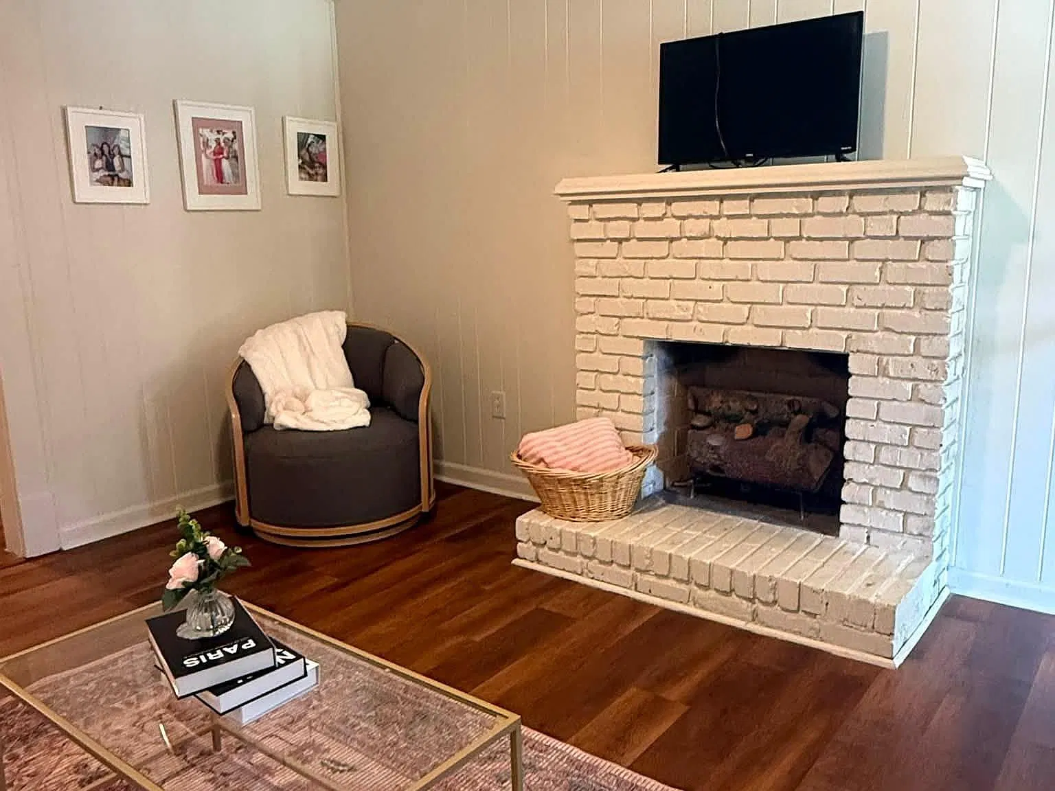 3 bed, 2.0 bath, $2,400 — Photo 4