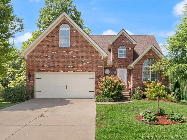 8517 Plum Tree Court, Sellersburg, IN 47172