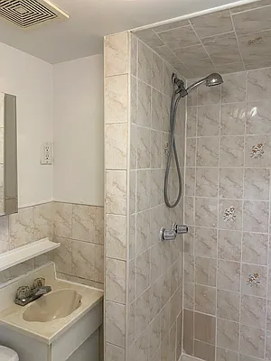 Rented by Avenue Sotheby's International Realty | media 7