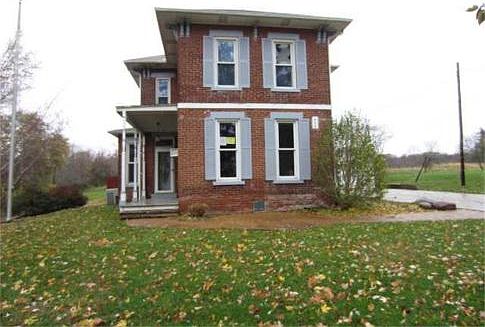 1st image of 662 Franklin Ave