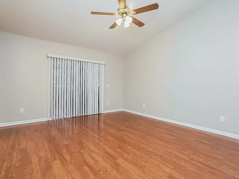 24734 Silversmith Dr — Photo 9