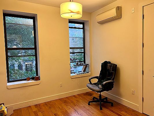 3rd image of 1340 Hancock St APT 2R