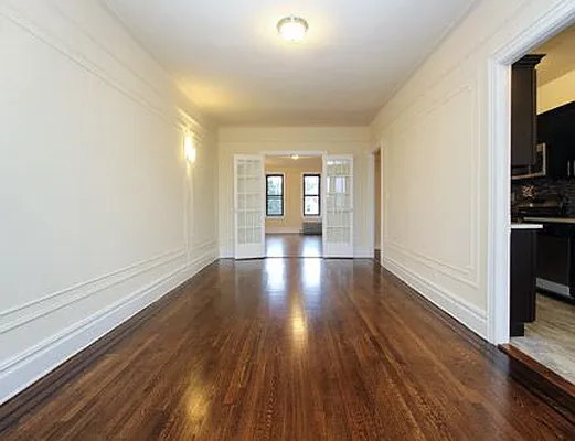 Rented by SW Queens Mezzanine | media 32