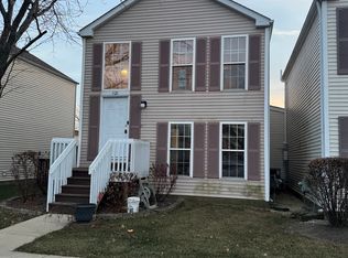 1121 Symphony Dr, Aurora, IL 60504