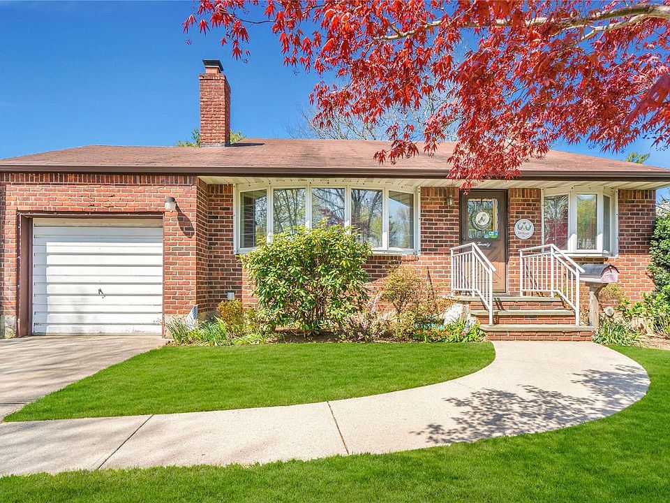 1st image of 20 Laurie Blvd