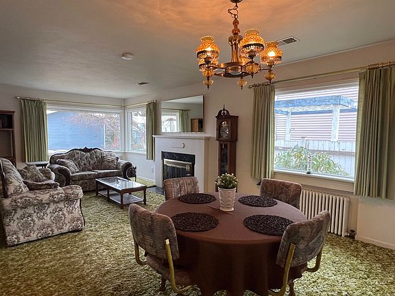 3rd image of 105 W 4th Ave