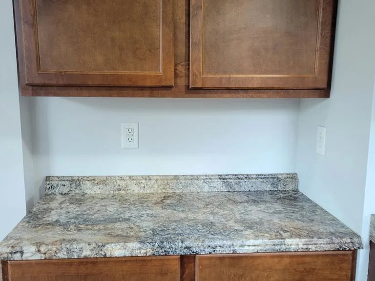 2450 Cleveland Blvd — Photo 9