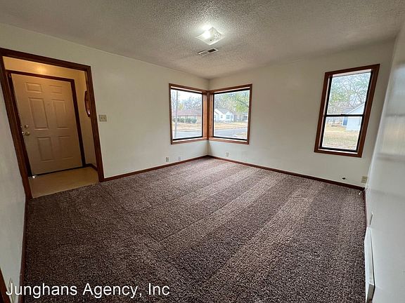 2nd image of 436 W 4th St