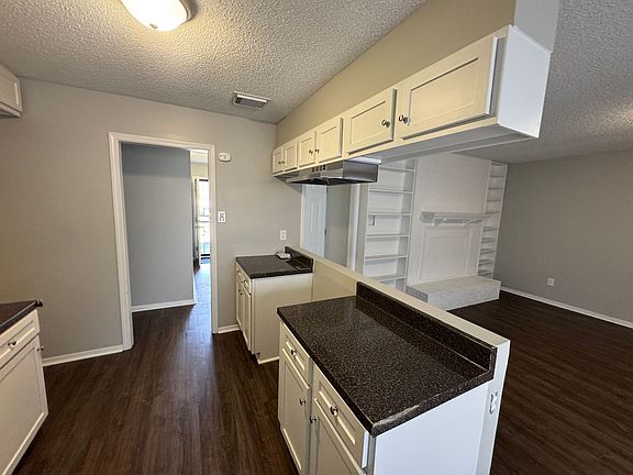 4th image of 5735 Ballenmoor Dr