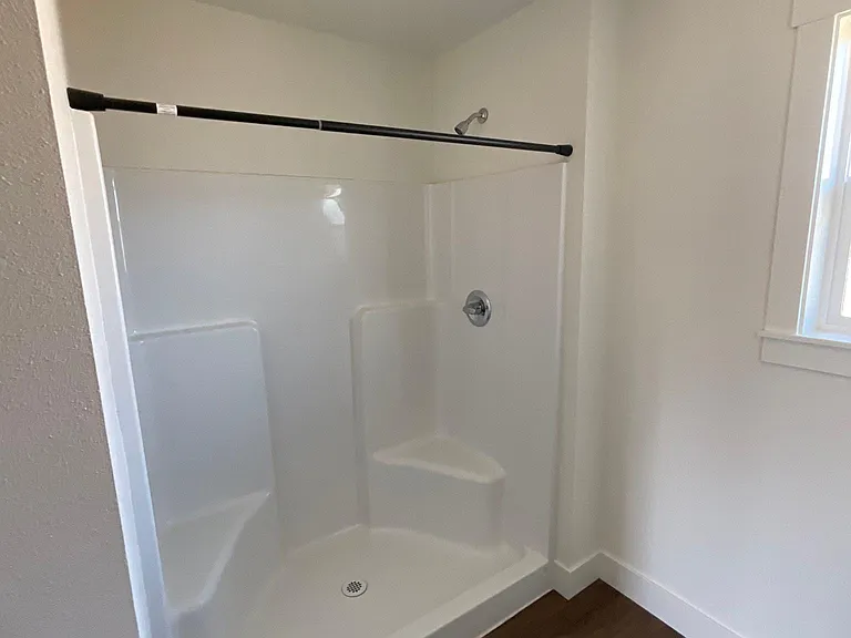 210 Lexington Ave #A — Photo 25