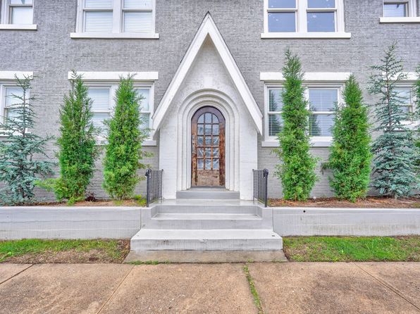 900 NW 13th St APT 104