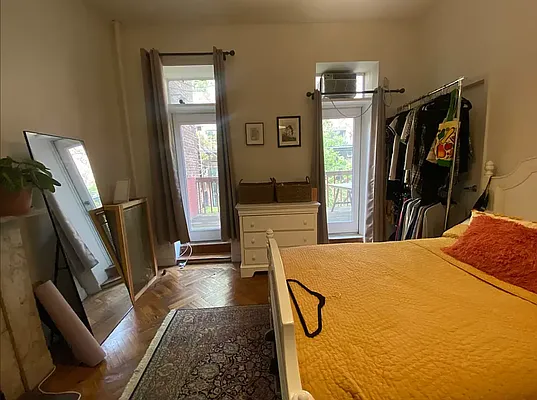 Rented by Bien Realty Ltd | media 11