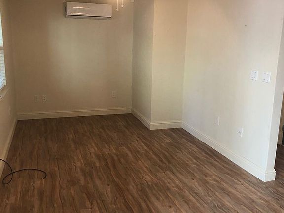 3rd image of 2924 Bedford Ave APT A