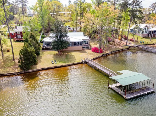 376 Lakeview Dr, Abbeville, AL 36310