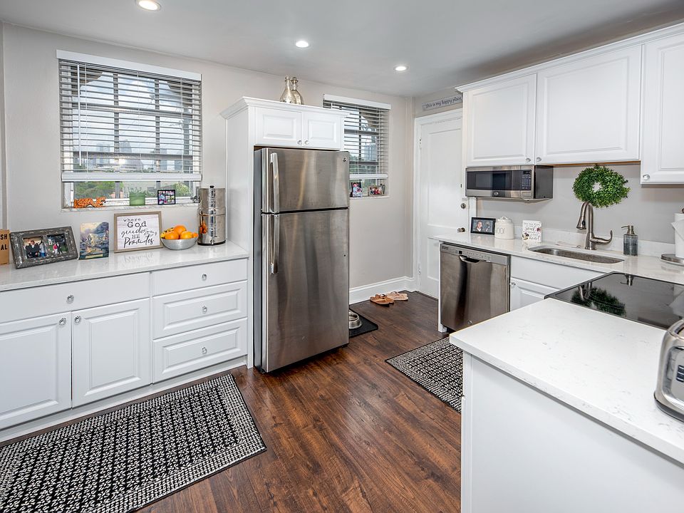 Two Bedroom Kitchen