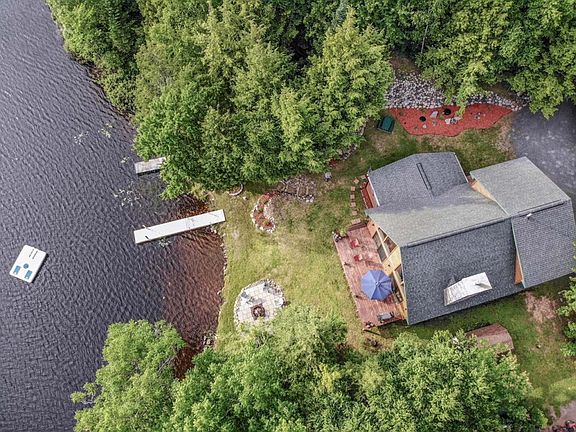 2nd image of 5855 N Lake Shore Dr