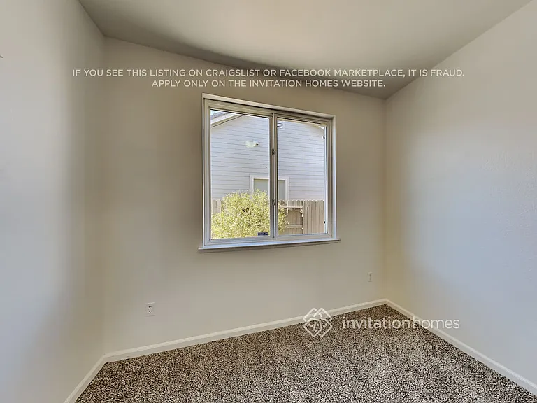 5569 Roaring Rapids Way — Photo 12